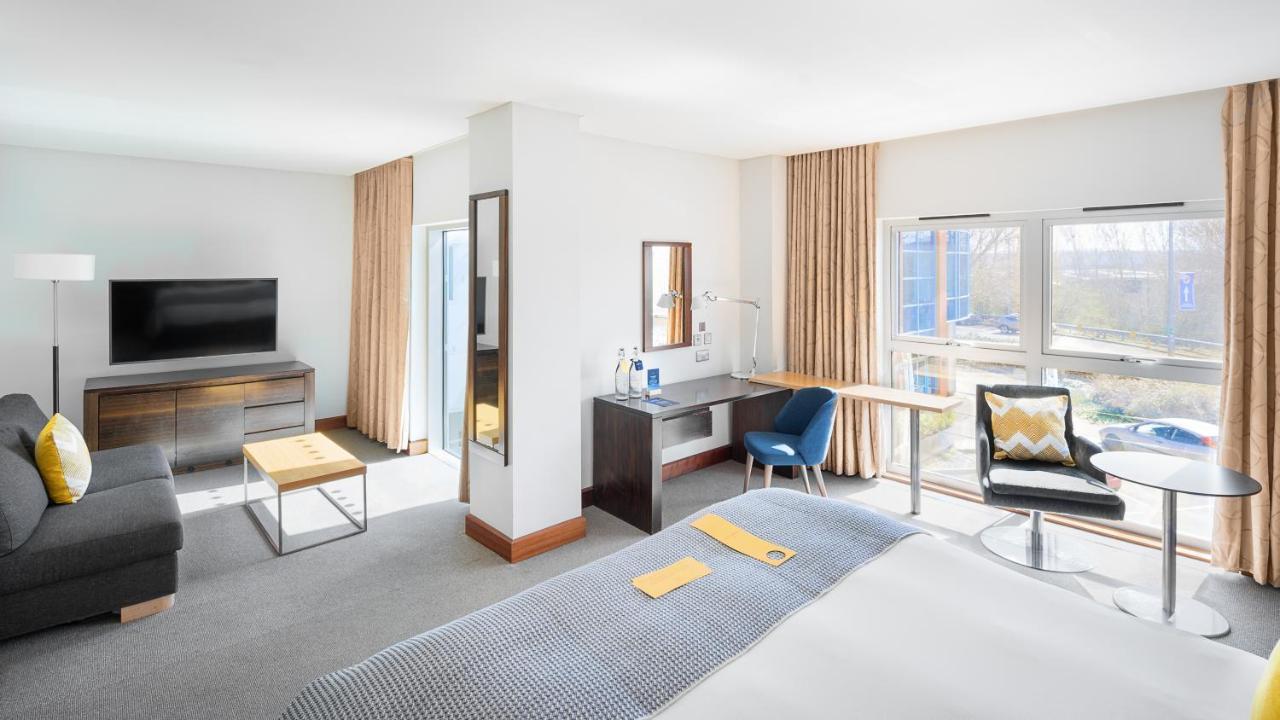โวโค รีดดิ้ง Hotel เรดดิ้ง ภายนอก รูปภาพ